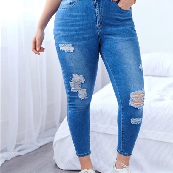 🛑SOLD 🛑🔥SHEIN JEANS 🔥 - Picture 2 of 9